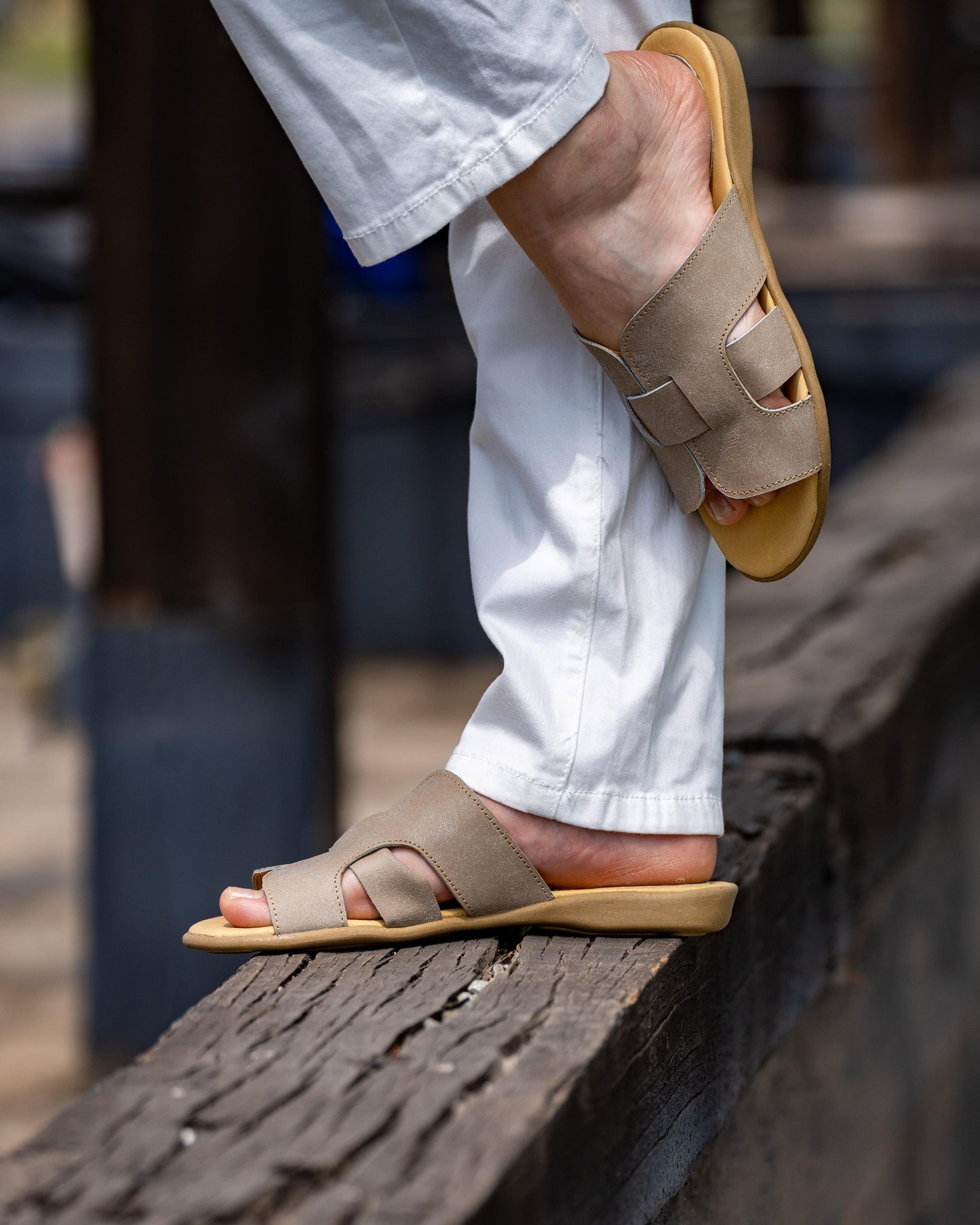 Sandalia Beige Hermes