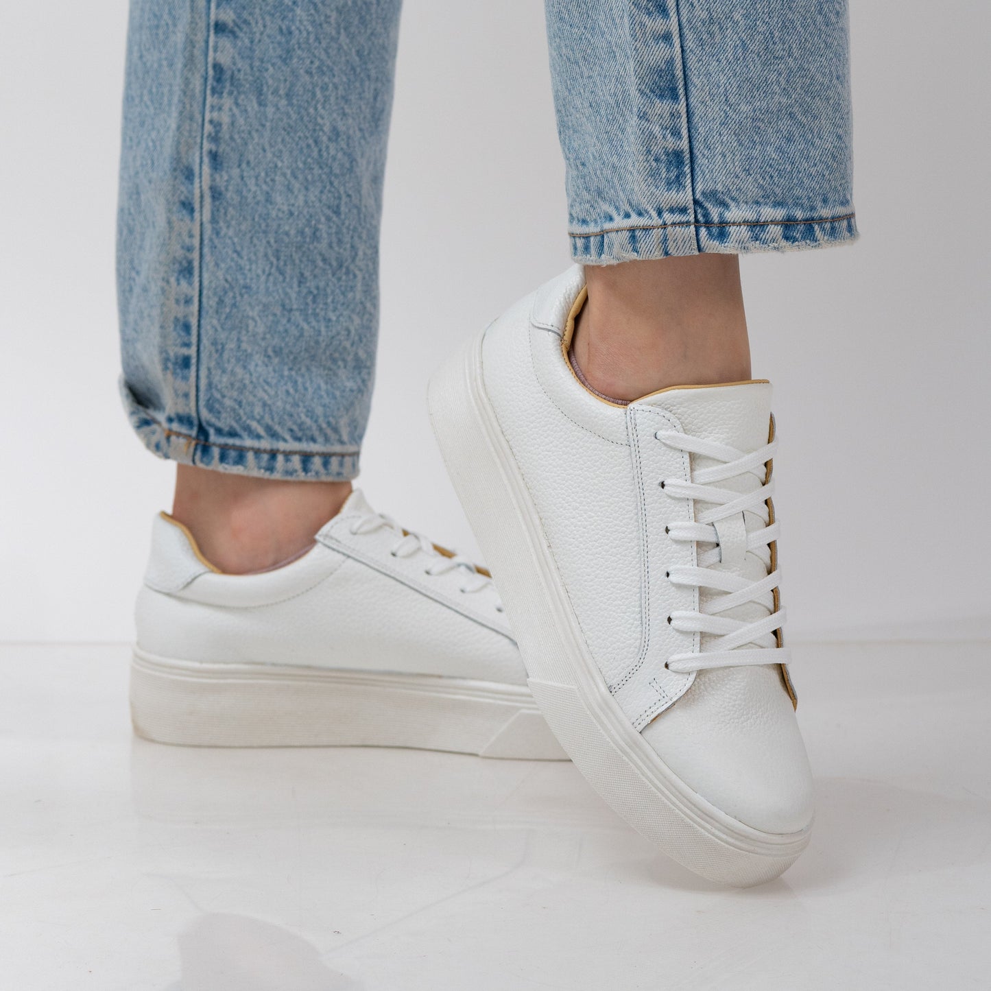 Zapatilla Dora