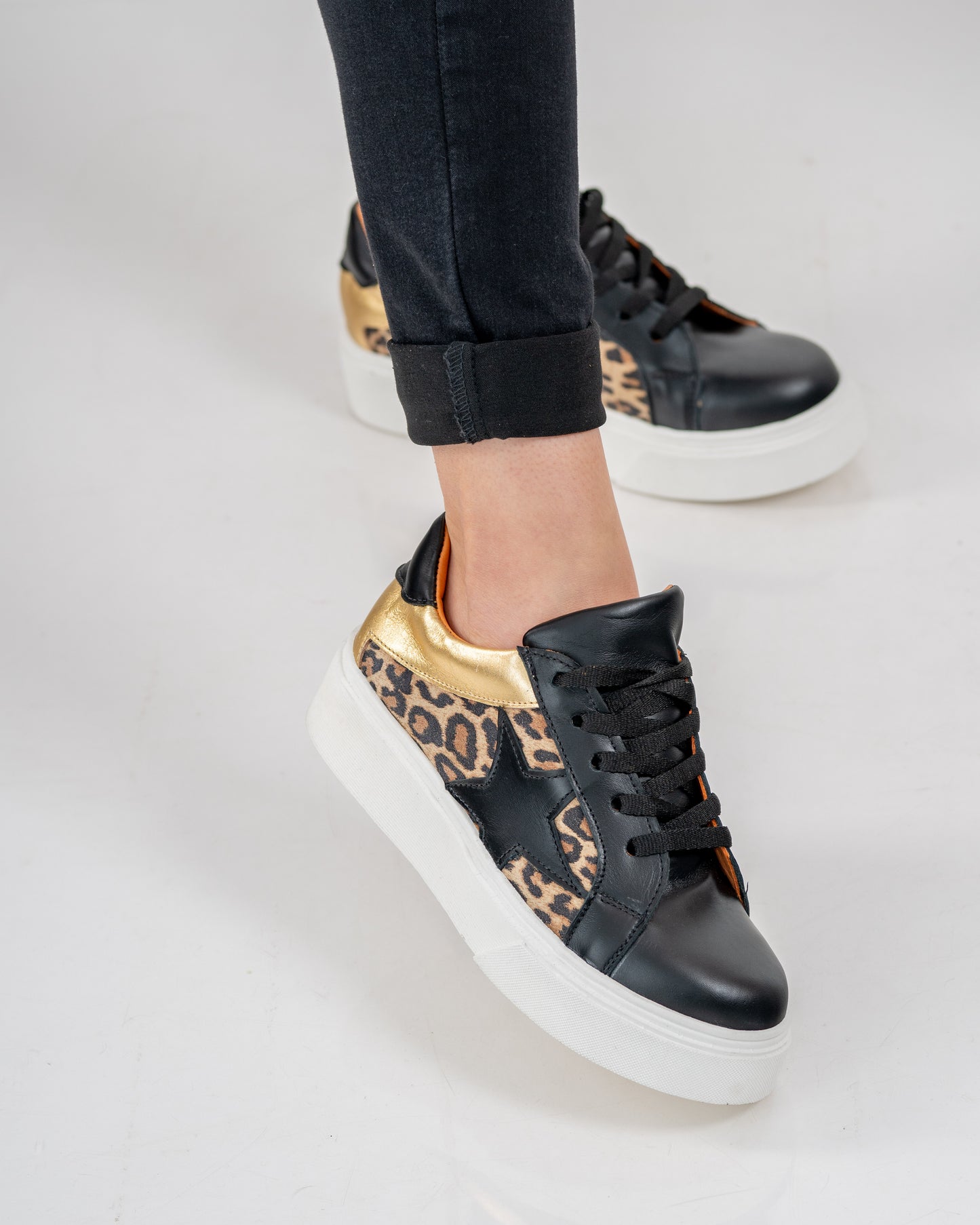 Zapatilla Black Leopard