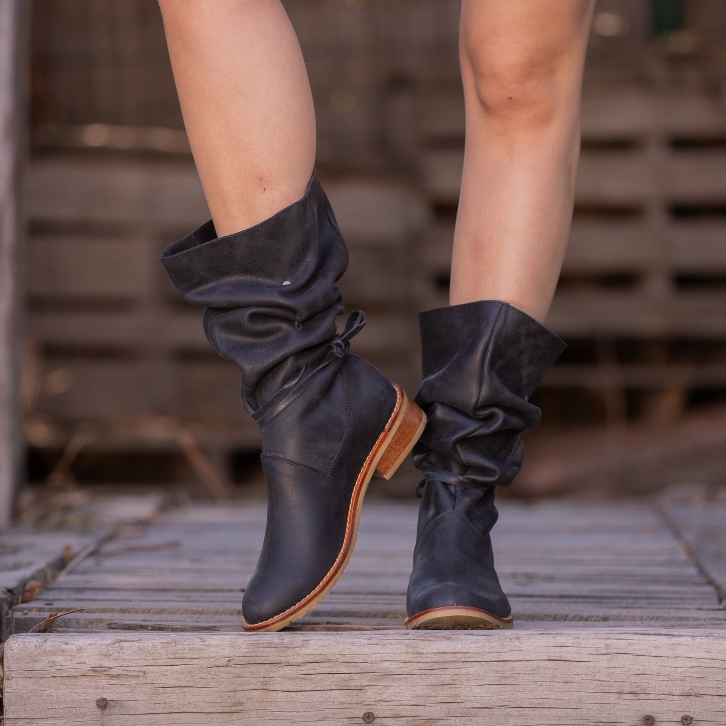 Bota Rebel Black