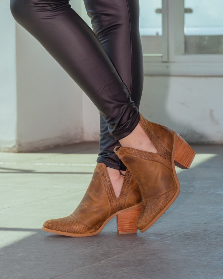 Zapato Alma Café