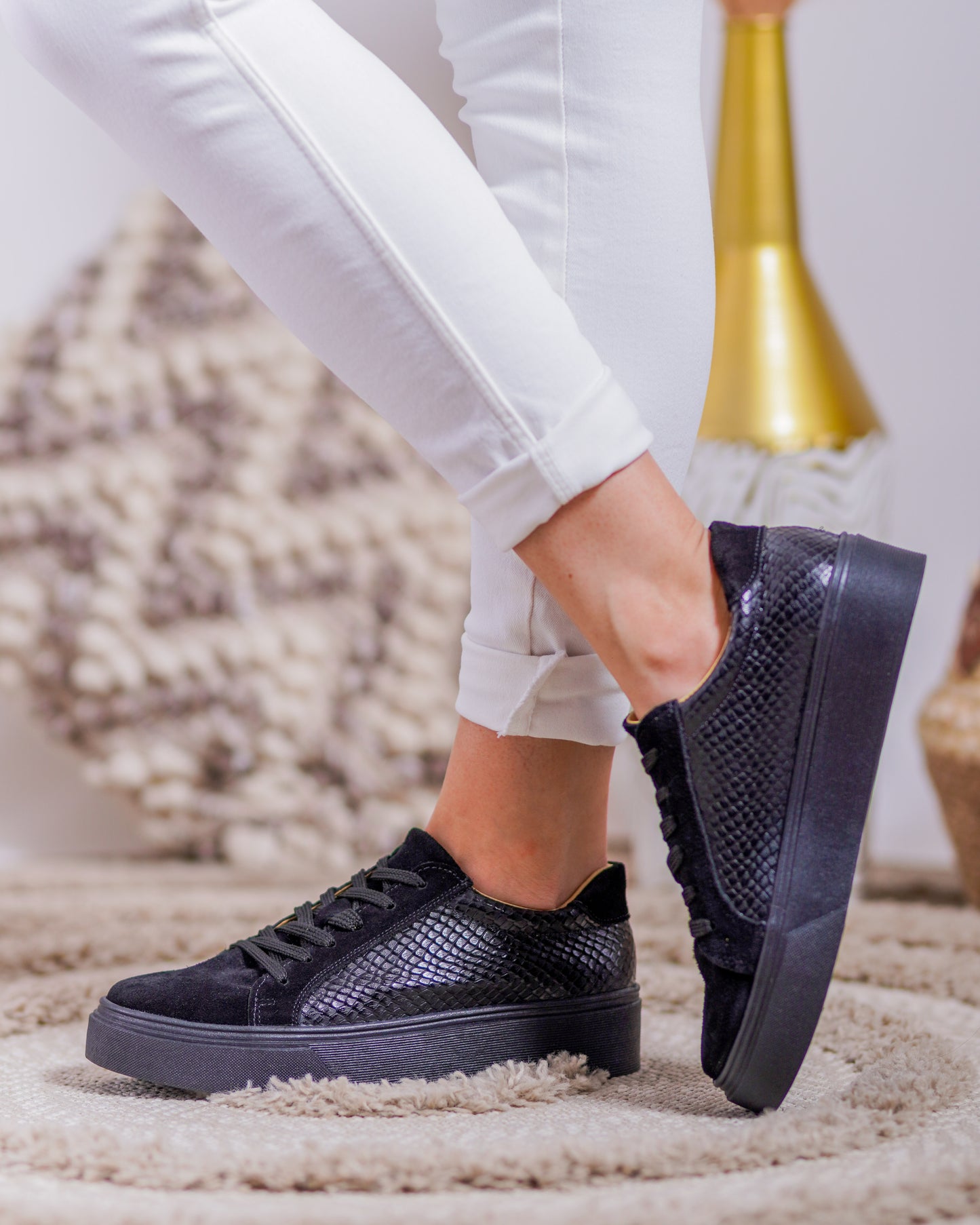 Zapatilla Reptil Negra