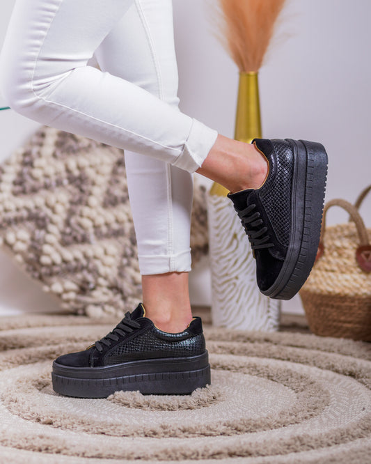 Zapatilla Reptil Negra alta