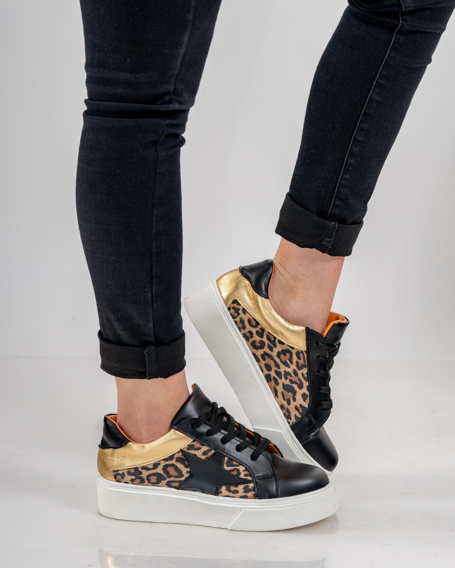Zapatilla Black Leopard