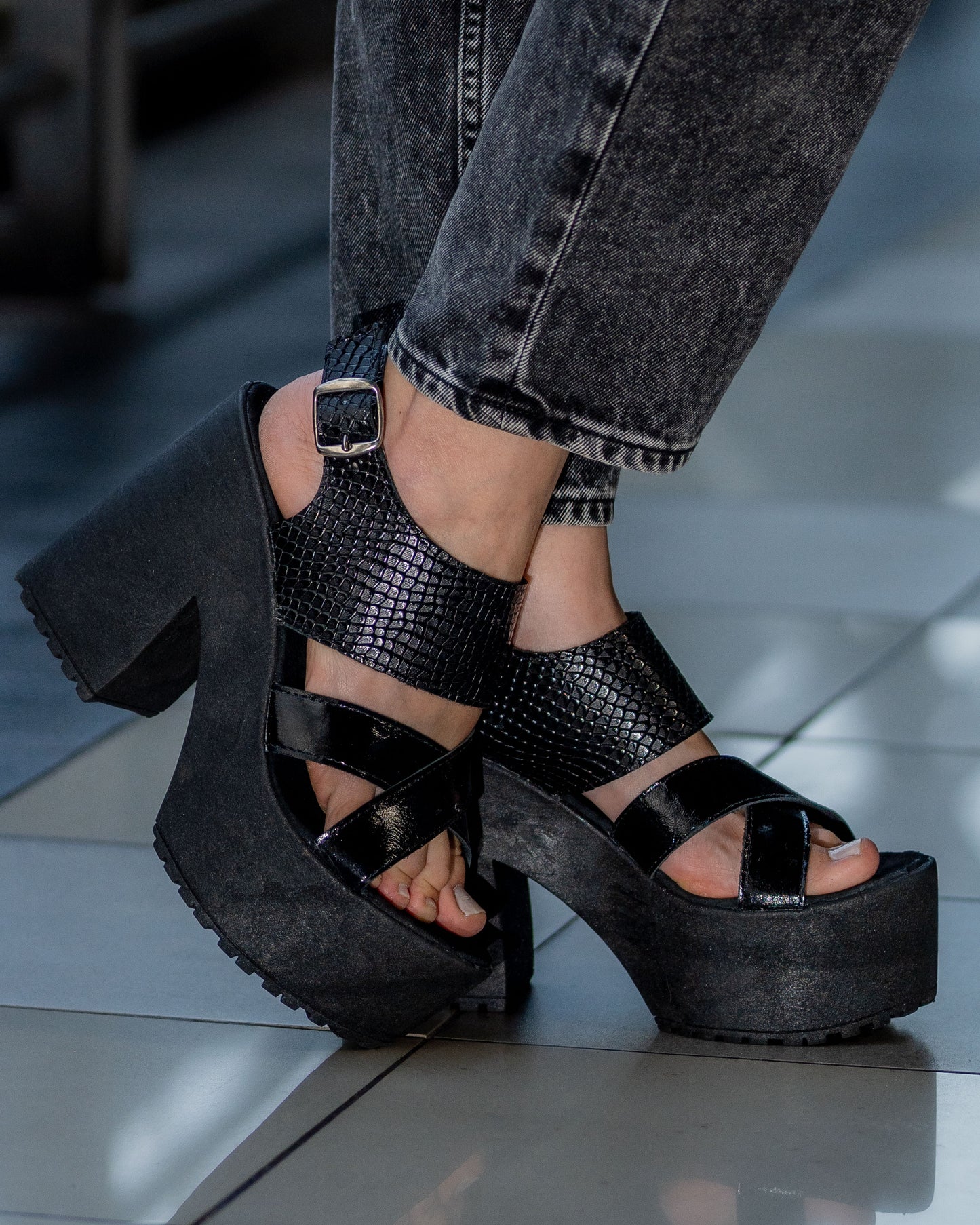 Sandalia Rebel Black