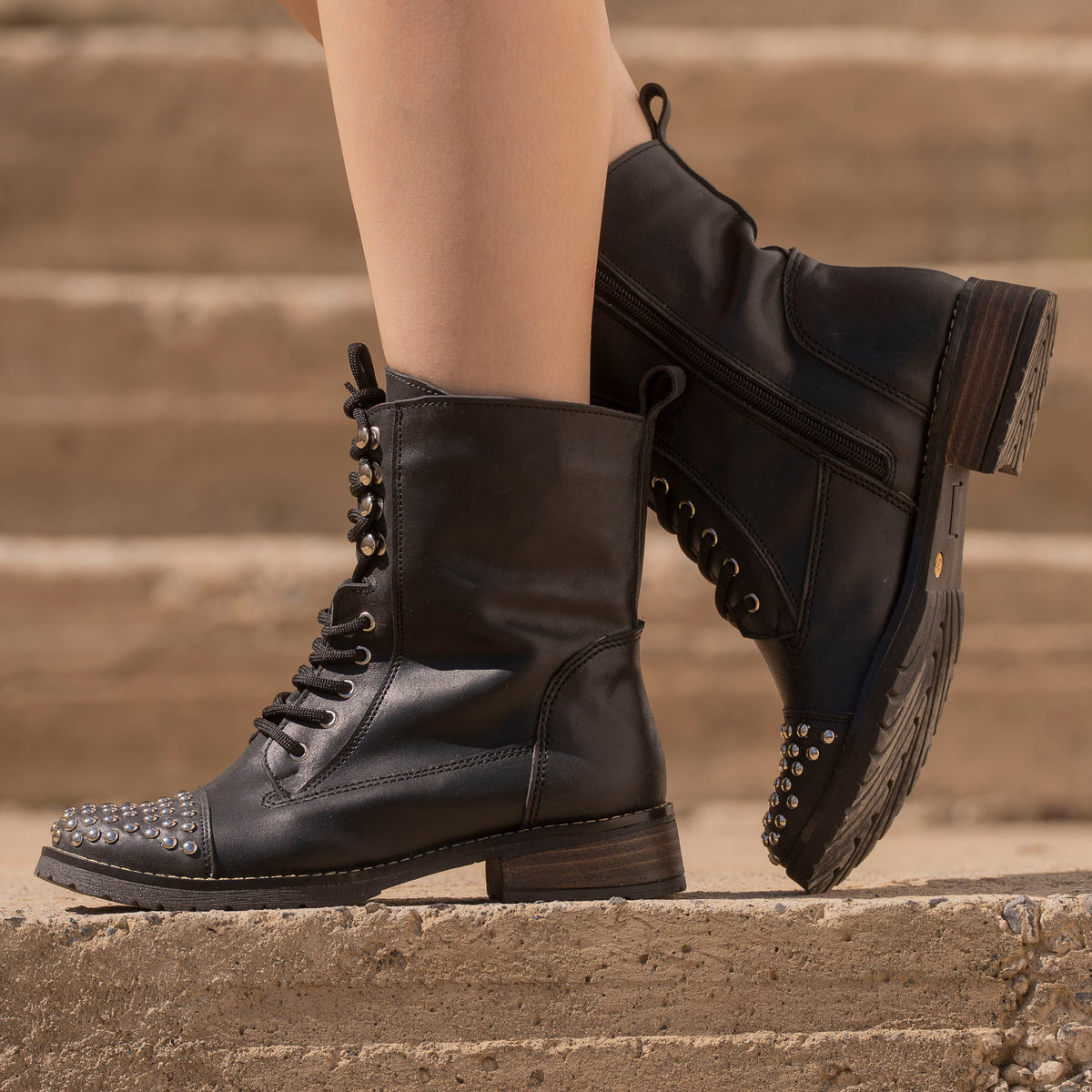 Botin Riot Black