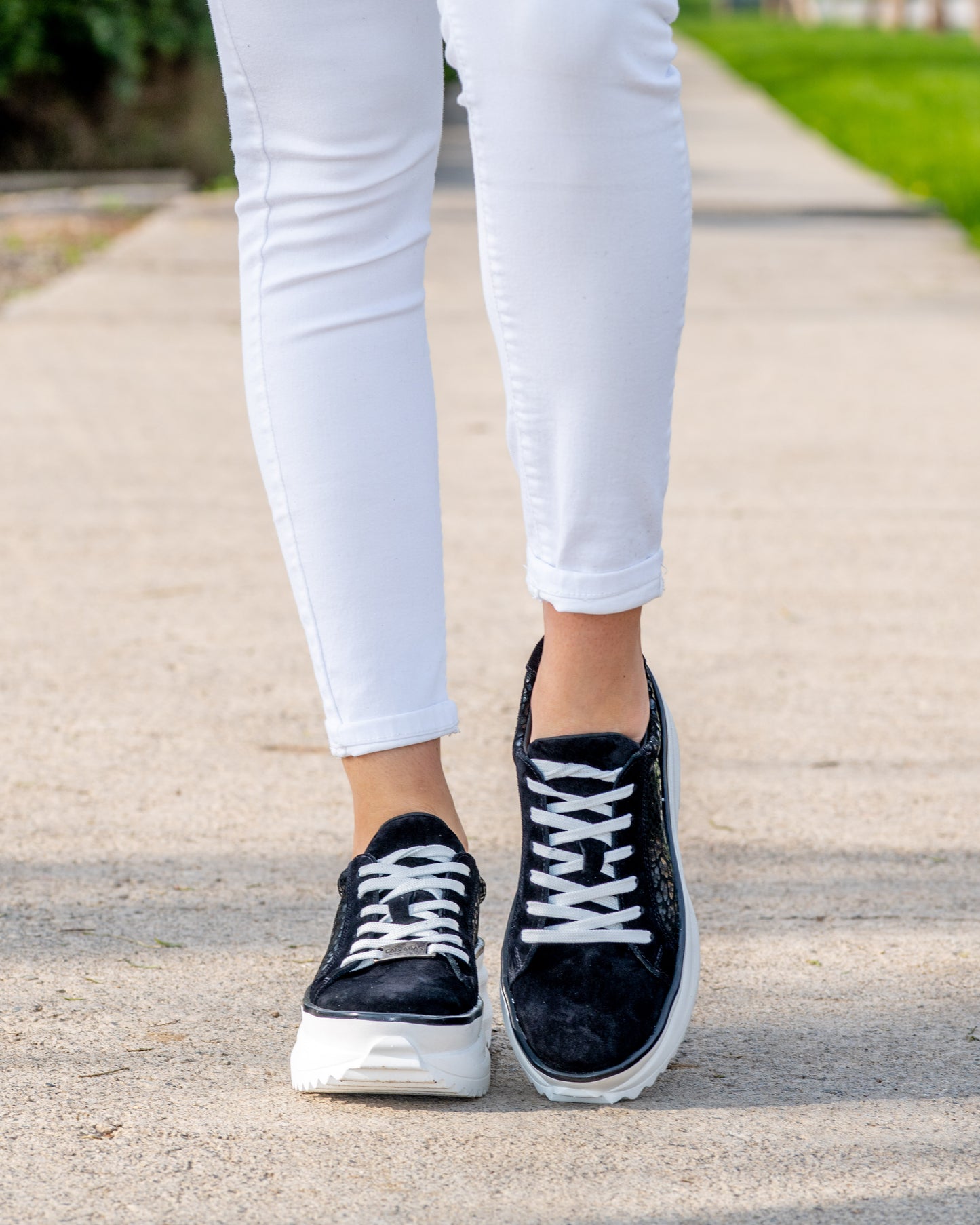 Zapatilla Cova Black