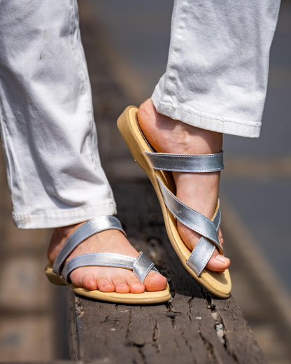 Sandalia Silver Cross