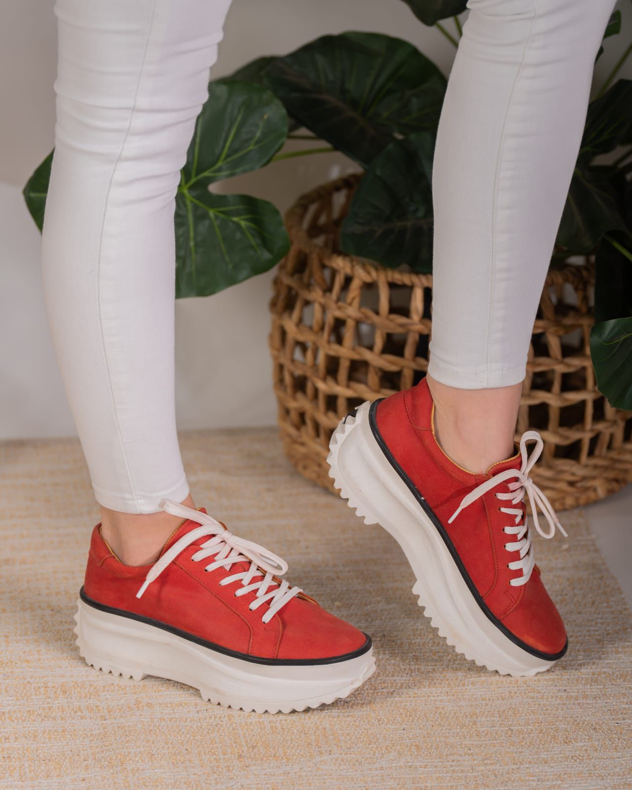 Zapatilla cuero efecto Gamuza Rojo