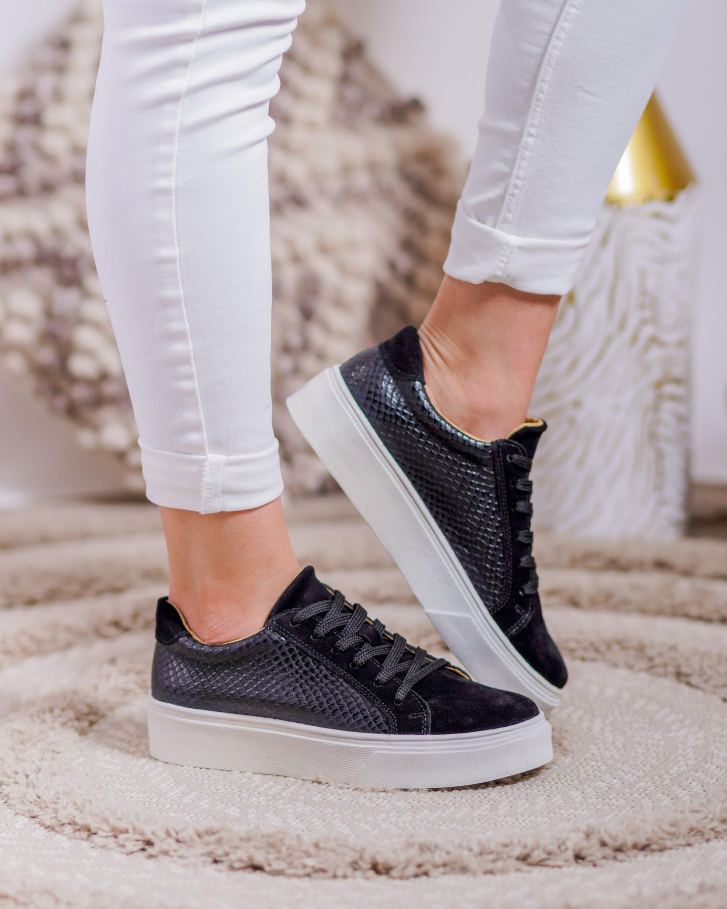 Zapatilla Reptil Negra